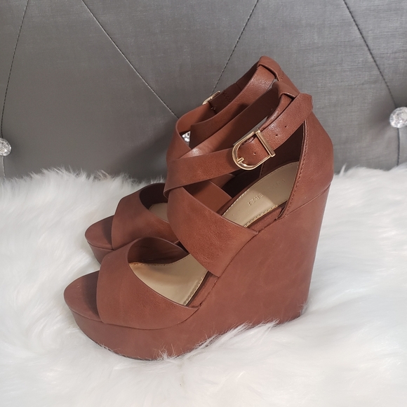 Forever21 high platform sandals - Picture 7 of 14